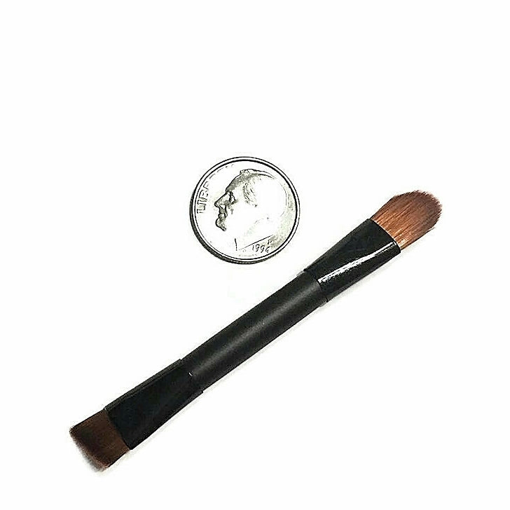 Mini Eyeshadow Duo Brush